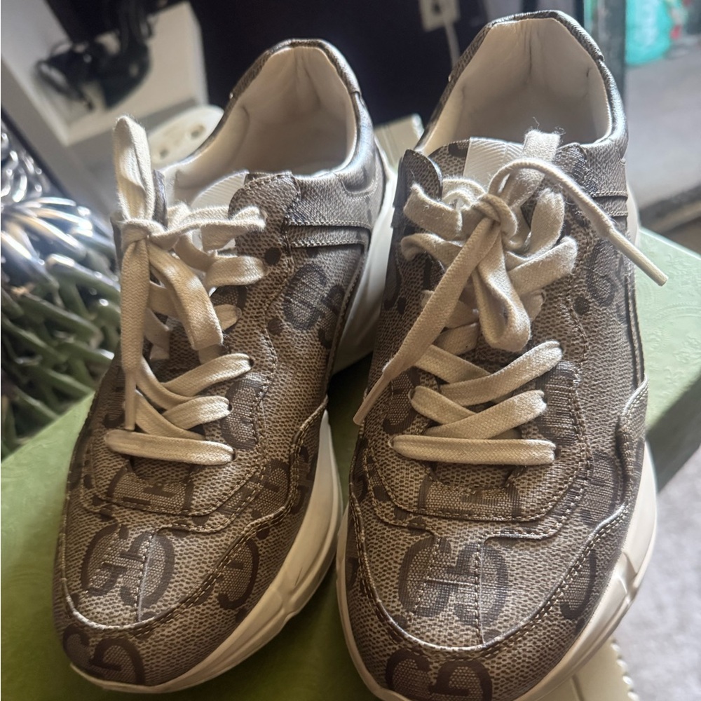 Gucci women Sneakers